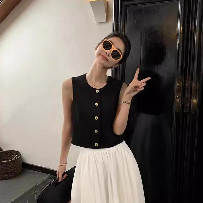 Women'S French Round Neck Single-Breasted Double Pockets Sleeveless Casual Knitted Vest