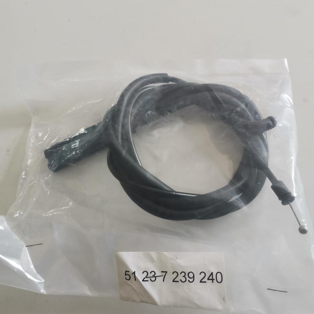Трос открытия переднего капота и фиксации крышки клапанов BMW F20 F30 51237239240.