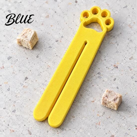 Portable Pet Food Squeezer 3D Printed Paw Shape Squeezer Tube Paste Dispenser for Easy Plastic Snack Bag Roller Feeding Cute Winder Cat Dog Feeding