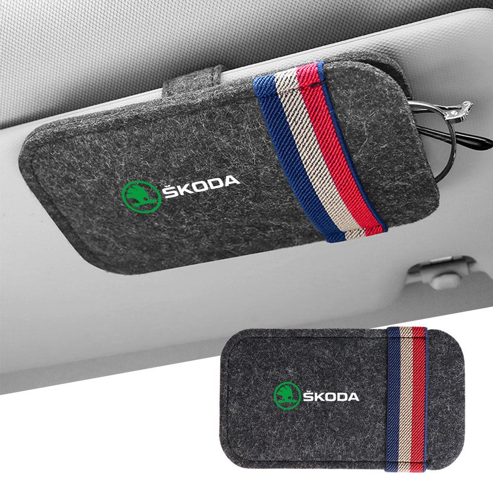 CGI1 1Pcs Car Sunglasses Organizer Bags Sun Visor Glasses Storage Clip For Skoda S Octavia Rapid Fabia A7 Superb KAMIQ Roomster VRS
