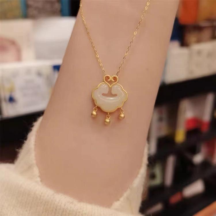 Подвеска с замком-сейфом из 18-каратного золота Au750 цвета с инкрустацией изумрудом Ruyi Fashion Clavicle Chain