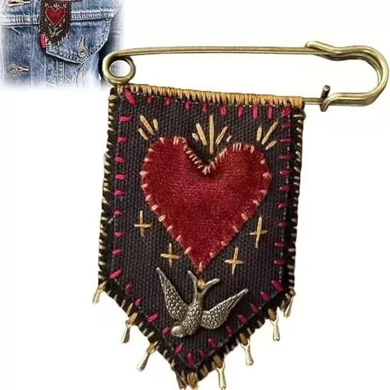 Кармашек защиты Хоуп • Вышитая вручную булавка-оберег • Вмещает любовные записки/Брошь-талисман
