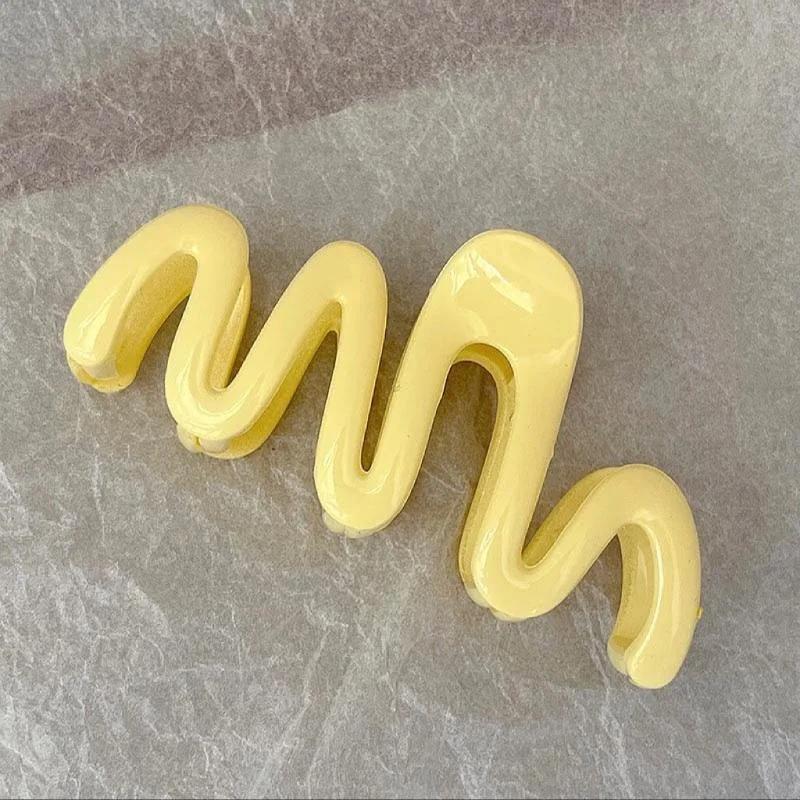 New Colorful Jelly Wave Hair Claw Hairpin Women Girls Fashion Design Korean Sweet Simple Irregular Hair Clip Headwear 2024