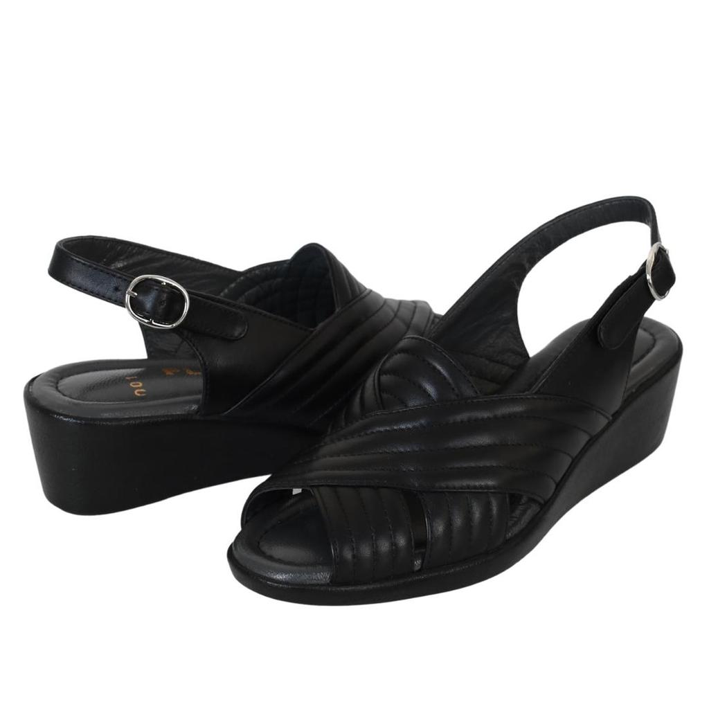 Женские туфли на танкетке из натуральной кожи