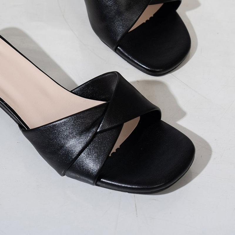 2025 лето новые женские модные босоножки на толстом каблуке женские тапочки на низком каблуке