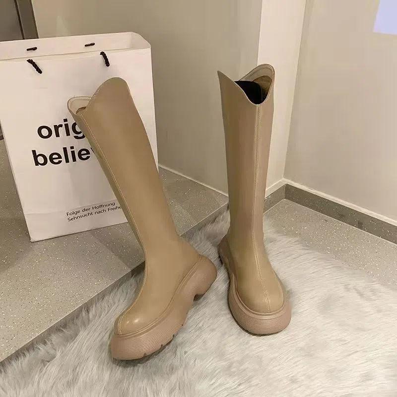 Increase Height and Slim Martin Boots Women's Boots 2025 New Fashion Trend V-mouth Knight Boots Popular Versatile Boots