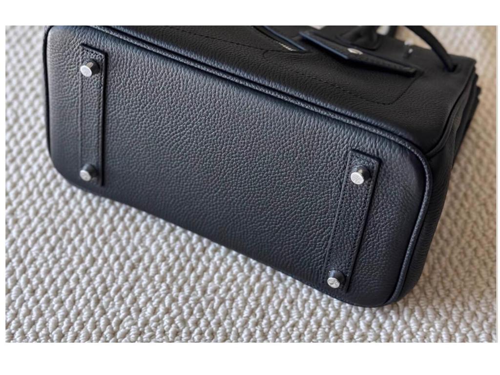 Женская сумка-мотоцикл из натуральной кожи в стиле ретро 2024 года - геометрический дизайн с цепочной отделкой