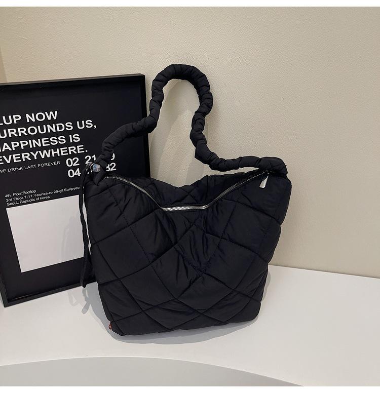 Rhombus Down Cotton Clothing Bag Women's 2025 New Large-capacity Shoulder Underarm Bag Winter Messenger Tote Bag