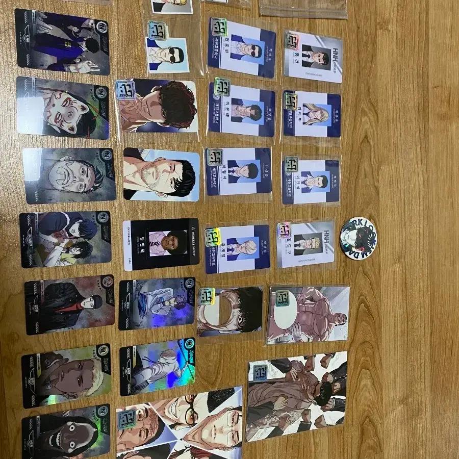Selling Lookism merchandise in bulk