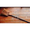 Azuma Industries Takumi Broom, Short Handle, Handwoven Tatami Broom Made with Broom Grass, Utilizing the Quality of the Material for a Comfortable Swe