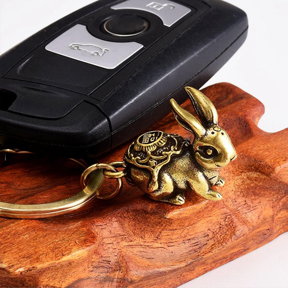 Car Ornaments Bull Ornament Sculpture Key Pendant Copper Miniatures Figurines Keychain Accessories