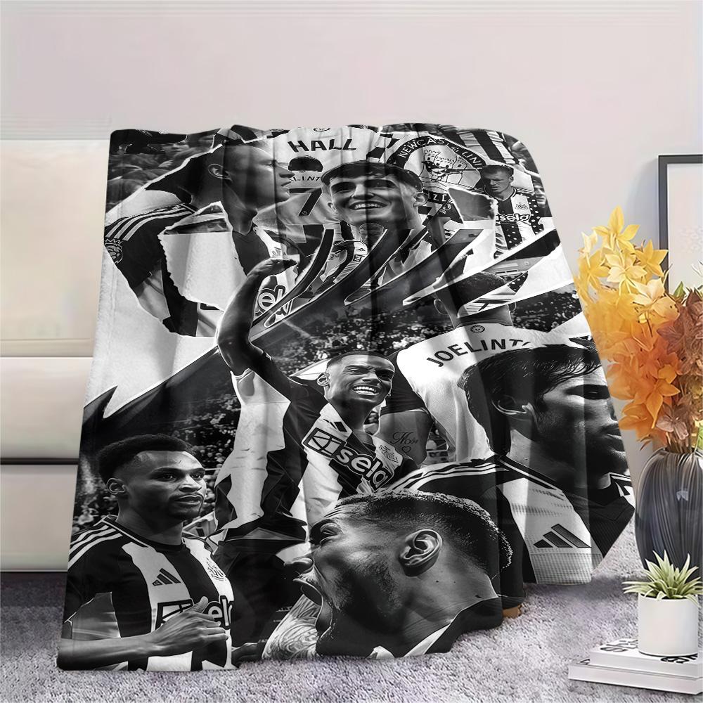 Newcastle United Print FlAannel Blanket, High quality Comfortable for All Seasons, Home Decor, Warmth and Comfort