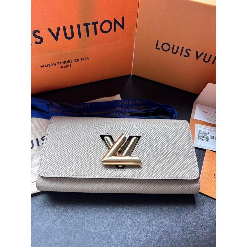 Used LOUIS VUITTON Portefeuille Twist Epi Galle M67510 Good Condition