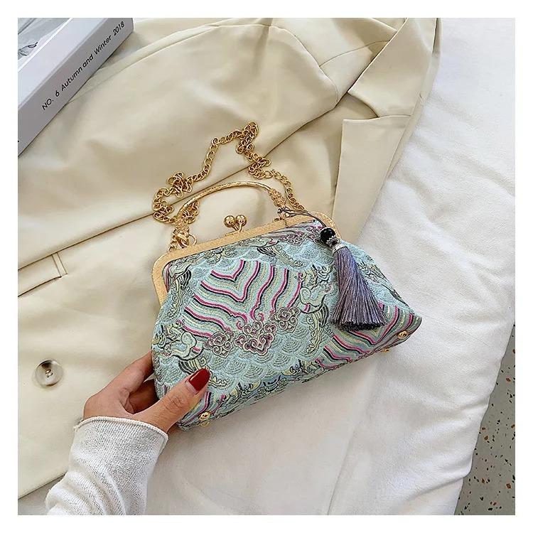 Fashion Silk Bag Tote Shoulder Crossbody Chain Women Handbag Embroidery Chinese Cheongsam Female   Bags Clutch Purse