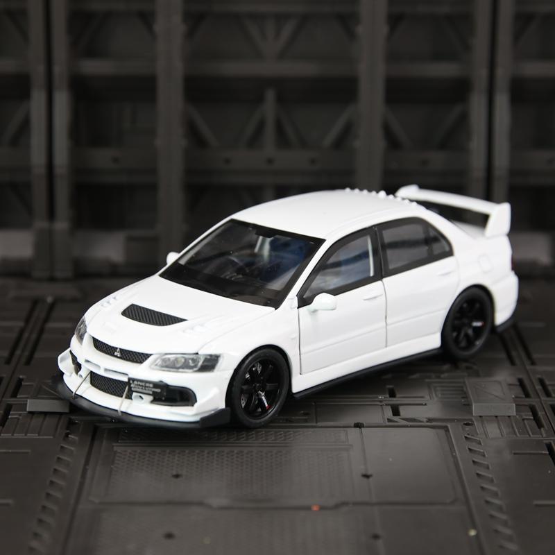 1:32 Mitsubishi EVO 9th generation alloy rally car model doors and engine hood, trunk can be opened has sound and lighting
