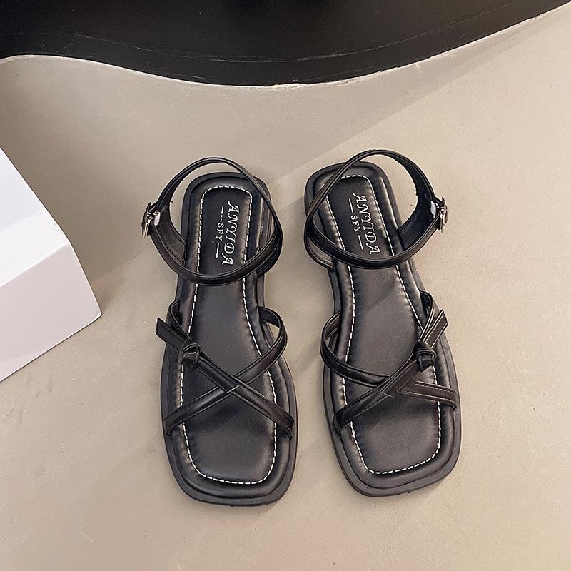 Босоножки женские новые летние высококлассные юбка ремешок на одно слово низкий каблук плоские пляжные туфли