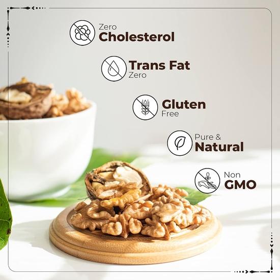 Калифорнийские жареные и соленые фисташки Happilo Premium, 200 г и 100% натуральные ядра кашмирских грецких орехов Deluxe, 200 г в комплекте