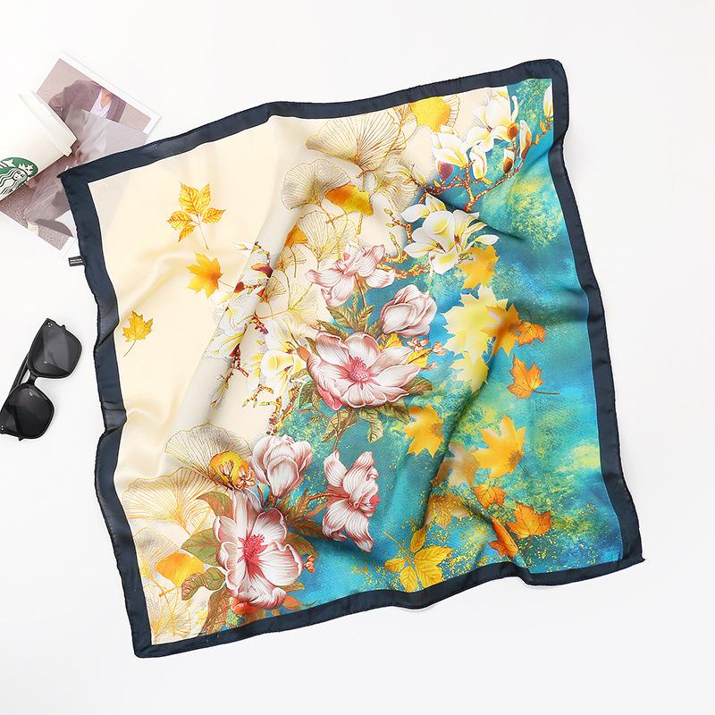 Spring/Summer New Women'S Silk Scarf 70 * 70cm Simulated Silk Twill Square Scarf Fashion Printed Large Square Scarf Professional Scarf