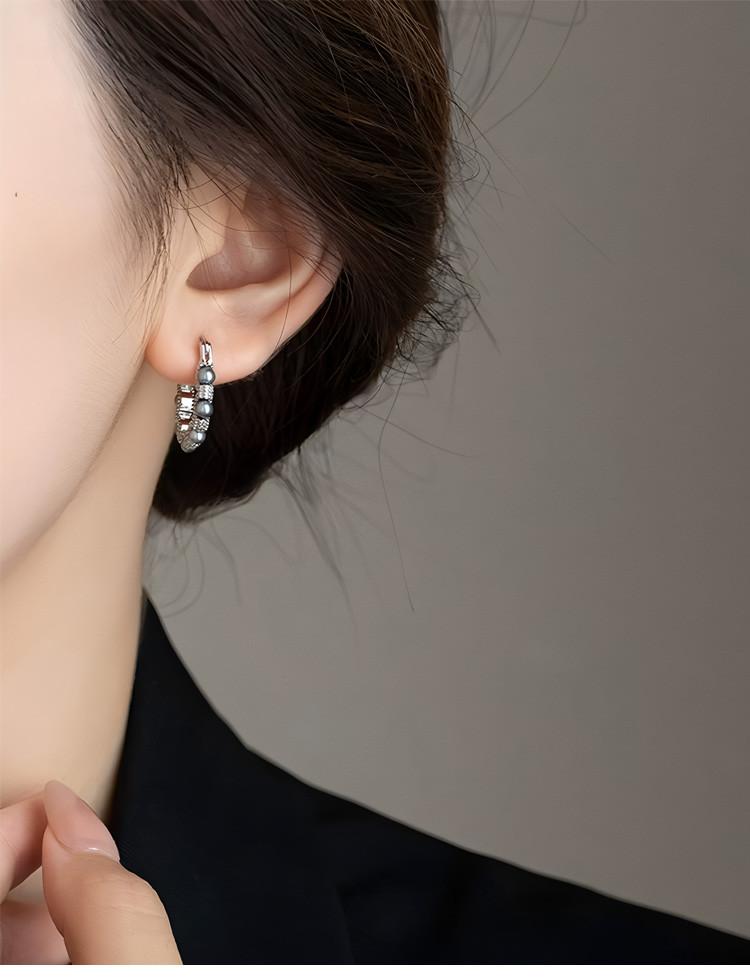 Temperament Grey Earrings