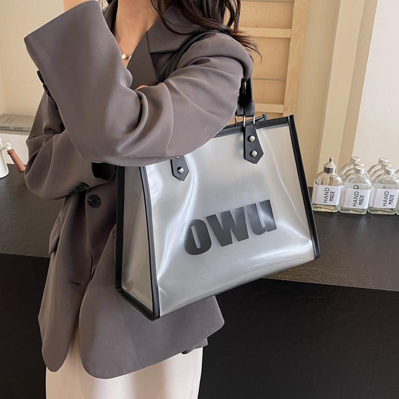 Fashionable Transparent Handbag For Women 2024 New Trend Large Capacity Beach And Shoulder Bag