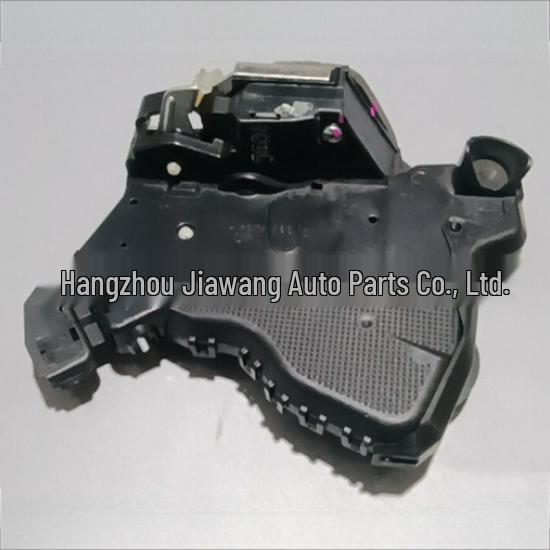 Toyota 2009 Prado Front Door Lock Actuator (R: 69030-42221, L: 69040-42241)