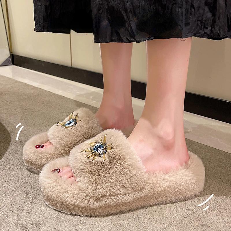 Fashion Ladies Winter Fashion Soft Warm New Comfort Flat Fur Slipper Outside Fluffy Slippers Indoor Plush Shoe Women's Luxury Slippers