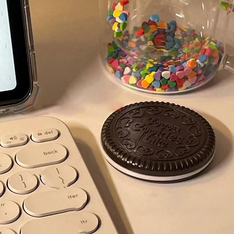 1 шт. симпатичное шоколадное печенье в форме печенья Oreo с шоколадным дизайном, зеркало для макияжа с 1 расческой, набор для женщин, складное зеркало для макияжа