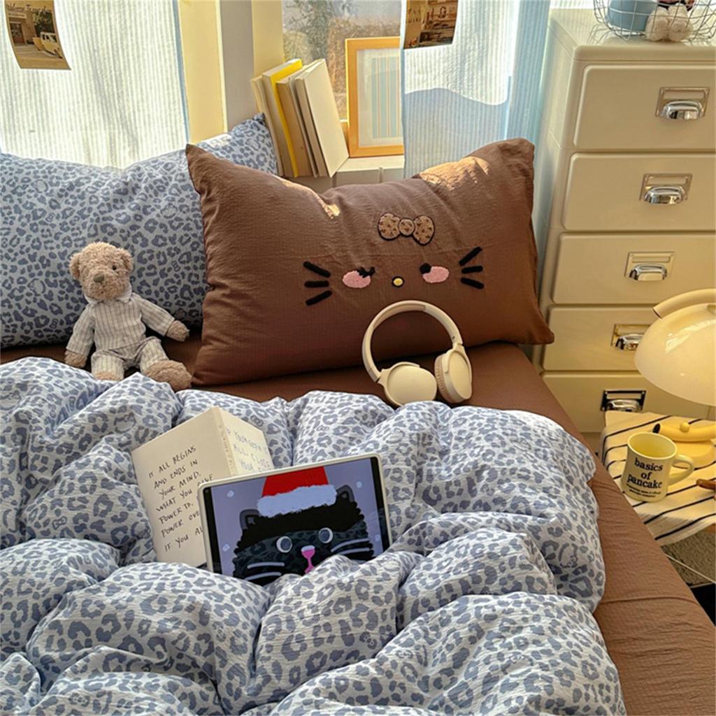 2026 Стирка: Да Принт: Леопард Материал: Велюр Тип: Кроватка для котят Комплект постельного белья - Тема: Леопард