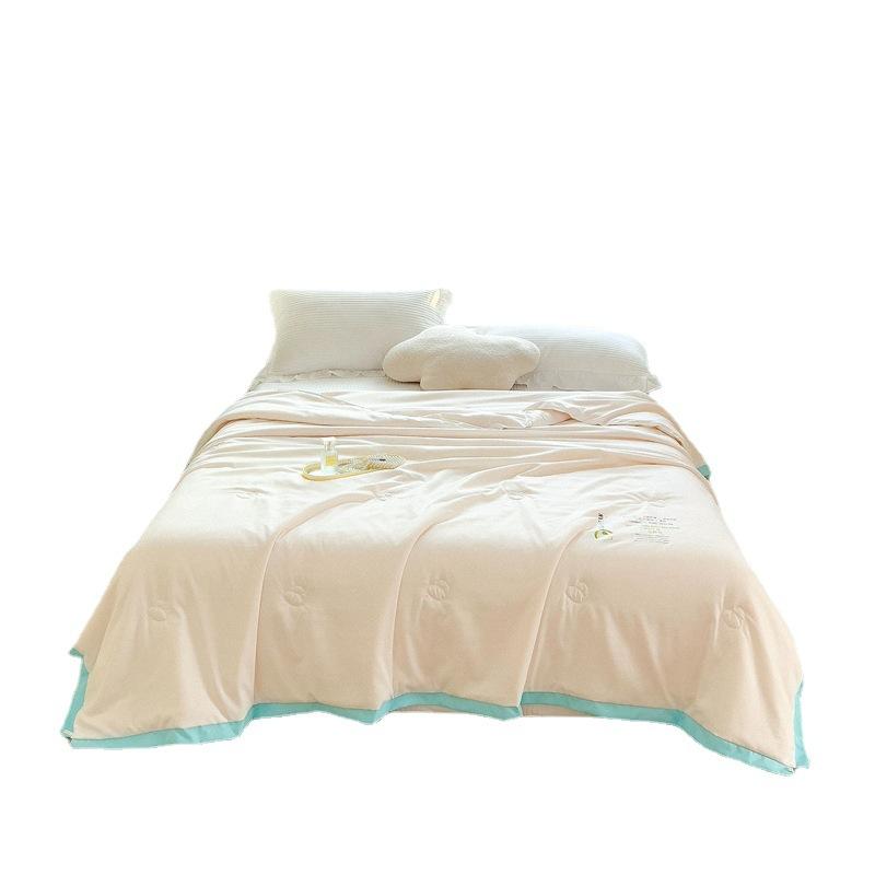 New Class a Soybean Fiber Summer Quilt Washable Air Conditioning Quilt Lightweight Breathable