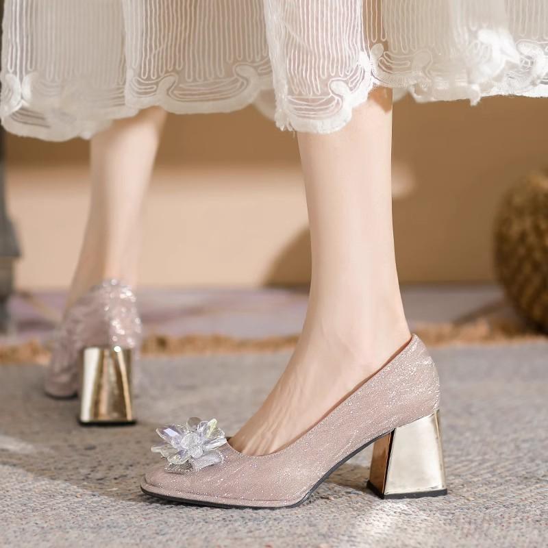 Слипоны Блестящие Модные Туфли на Высоком Каблуке Однотонные Женские 2024 Высокое Качество ПУ Осень Квадратный Каблук Высокий Каблук Мелкие Квадратный Носок Лодочки