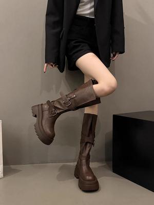 Маленькие ретро-сапоги выше колена с увеличением роста и пряжкой, универсальные для осени, в наличии