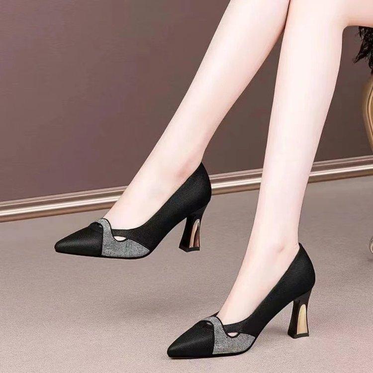 Spring Summer Women Light Weigh Pu Leather Low Heel Shoes for Office Lady Party Comfort Heels