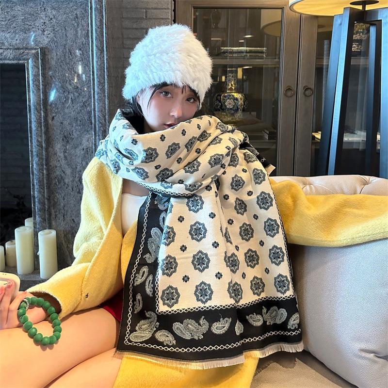 Autumn and Winter New Imitation Cashmere Scarf Women's Thickened Cashew Flower Hair Pulling Shawl Jacquard Scarf Large