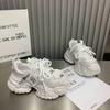 Папины кроссовки женские инс супер огонь толстая подошва маффин ремешки тяжелая промышленность заклепки маленькие белые туфли повседневная обувь спортивная обувь 6 см женская обувь