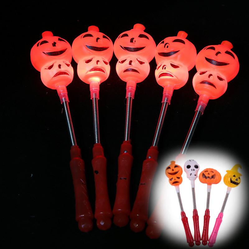 Разноцветные светящиеся палочки на Хэллоуин для детских праздничных сувениров с дизайном улыбающейся тыквы