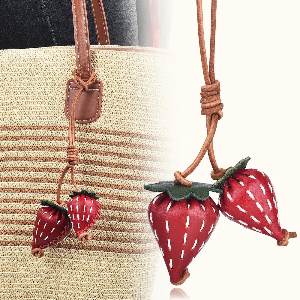 Leather Three-Color Three-Dimensional Strawberry Bag Pendant Woven Hand-Sewn Vegetable Tanned Leather Keychain Pendant