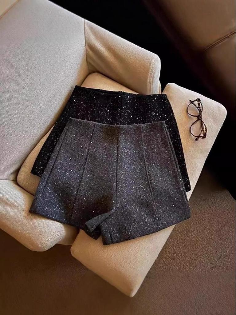 Women's Black Wool A-Line Shorts - 2024 Autumn/Winter Casual Wide-Leg Style