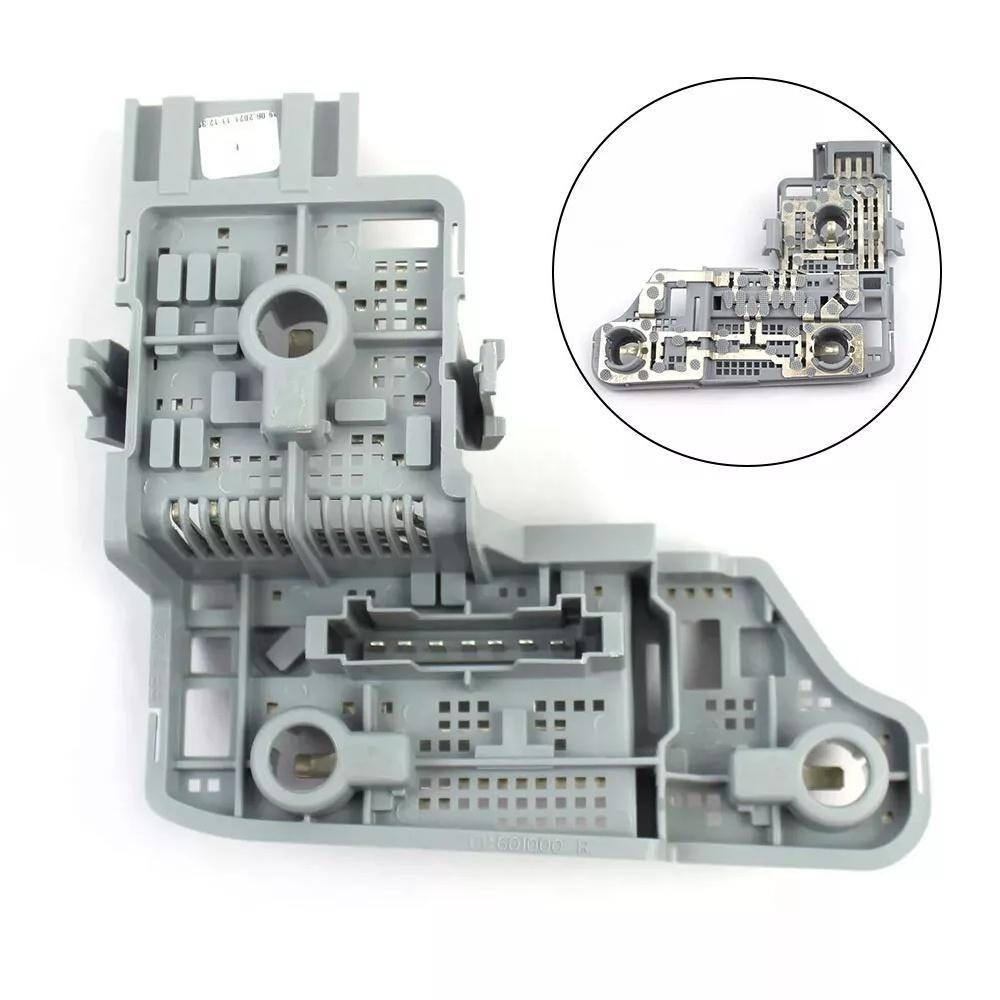 Задний правый патрон лампы заднего фонаря A2048202577 Для Mercedes C-класса W204 2012-2014