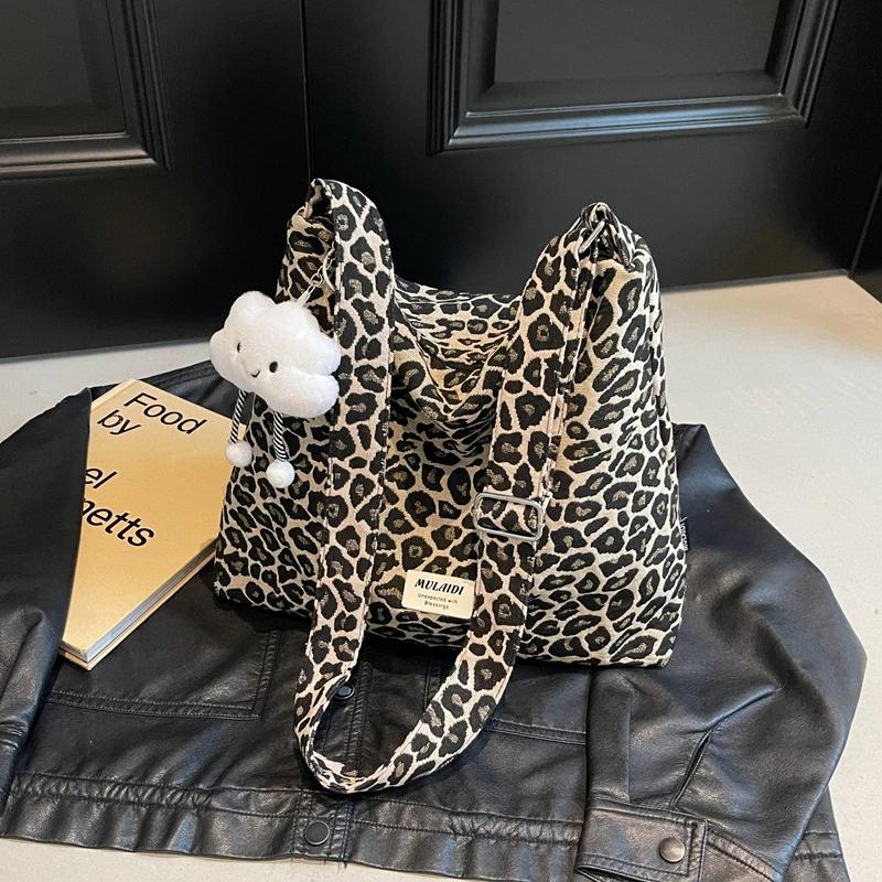 Leopard Print Canvas Shoulder Bag Large Capacity Zipper Versatile Fashion Bag Soft and Simple