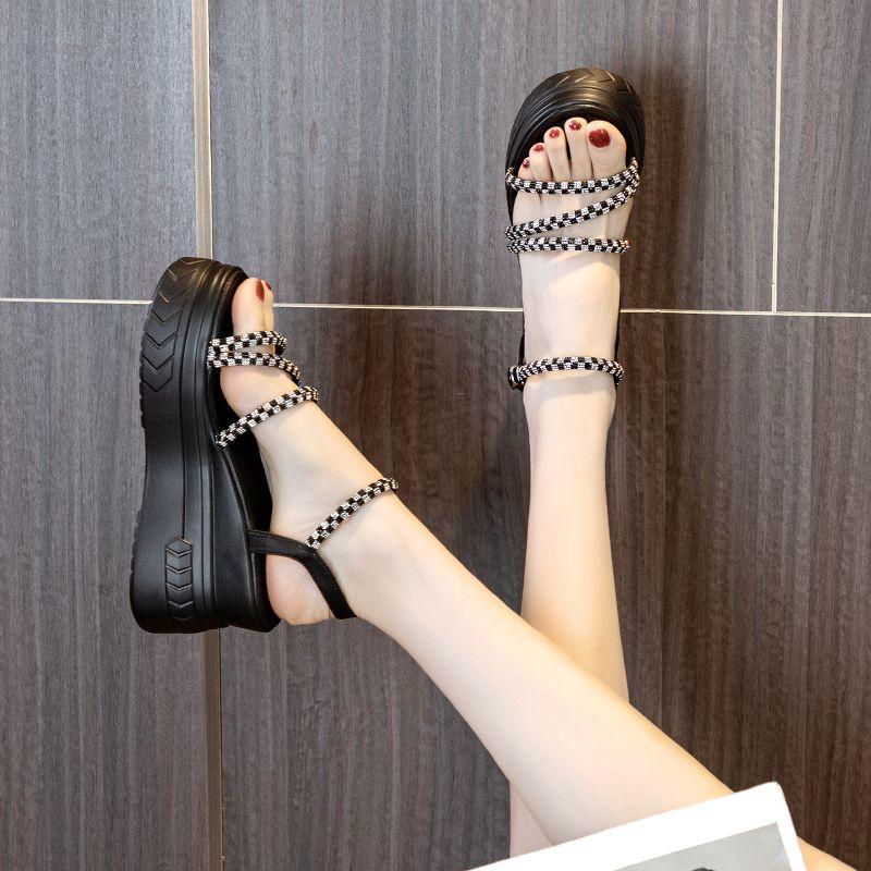 Обувь на танкетке Женская обувь на каблуке Diamond Sandals для женщин на танкетке с платформой Водонепроницаемая летняя обувь 2024 года, супер-высокая, для улицы, черная