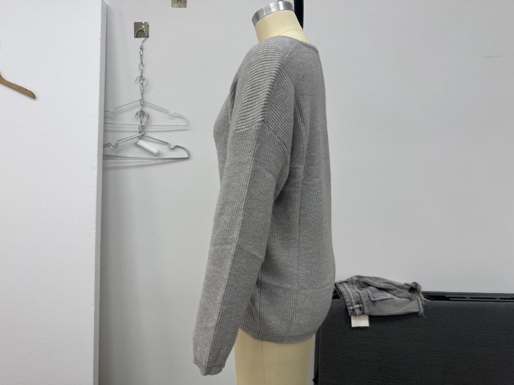 Cross2025: Women's Autumn/Winter European & American Style Simple Cardigan Sweater, Buttoned, Round Neck, Solid Color Knitwear