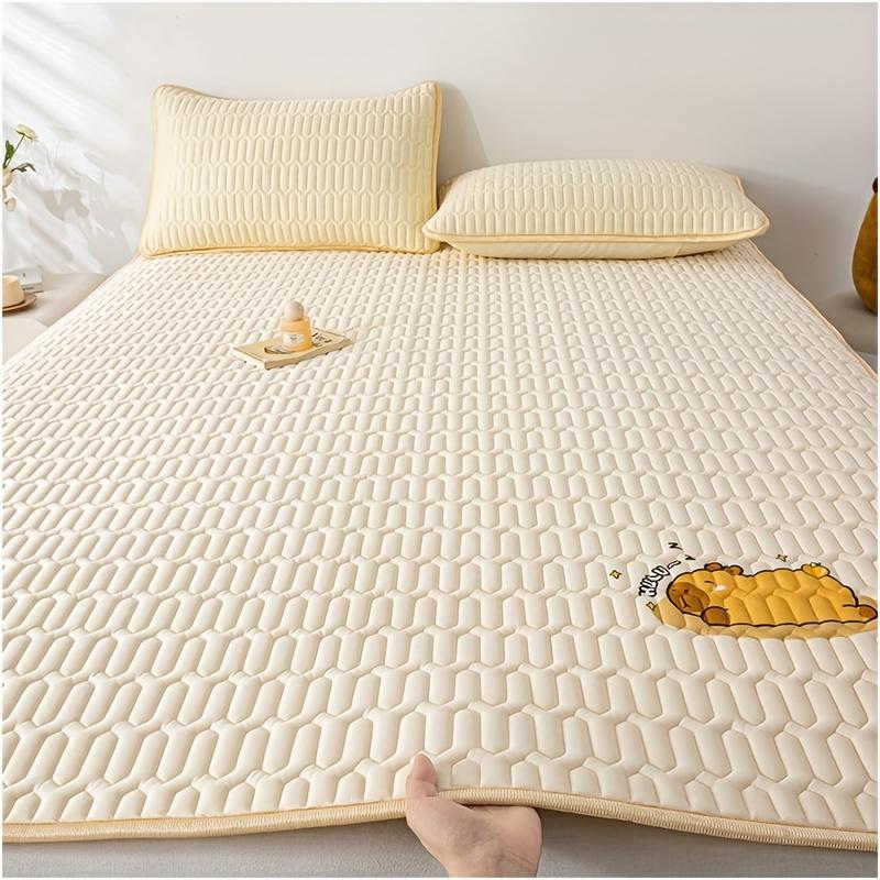 1pc Ultra-Soft Breathable Cooling Mattress Pad - Hypoallergenic Polyester Bed Topper with Cute Cartoon Design