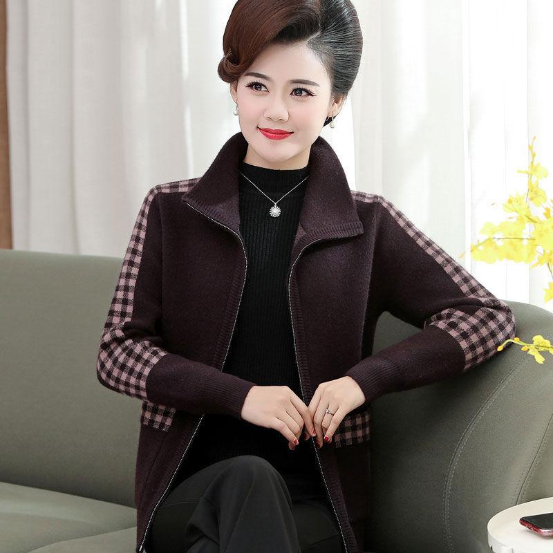 Middle-aged Women's Chic and Comfortable Knit Cardigan with Thick Fabric, Perfect for Autumn and Winter