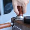 Премиальный тампер для эспрессо с деревянной ручкой из нержавеющей стали для эргономичного комфорта, равномерного давления и легкой очистки