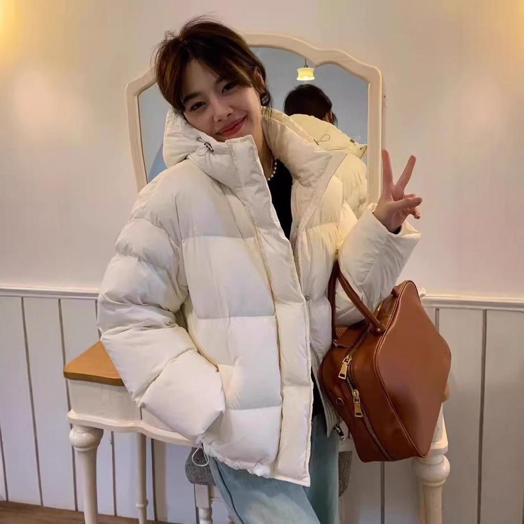 Женская пуховая куртка 2024 года, новая популярная иностранная куртка для маленьких мужчин, высококачественная зимняя теплая белая куртка с капюшоном на утином пуху