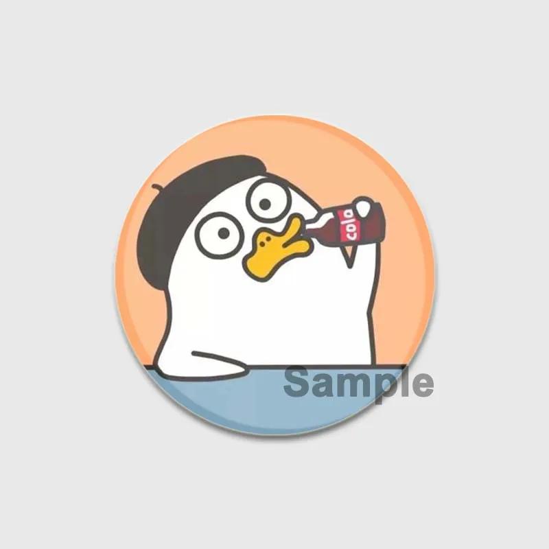 32/44/58mm Cartoon Honk White Goose Brooches Pins Cute Animal Duck Round Badges Clothes Lapel Pin Fashion Jewelry Gift Accessory