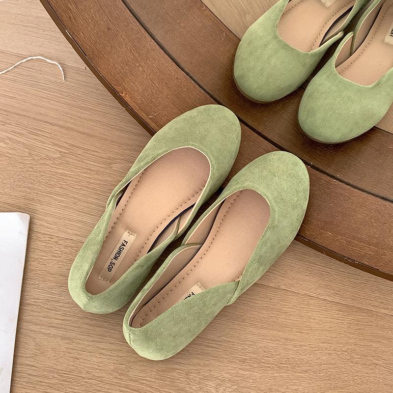 Туфли женские ретро красные с круглым носком и плоским носком, новинка весны 2025 года, одна педаль с юбкой, туфли Мэри Джейн