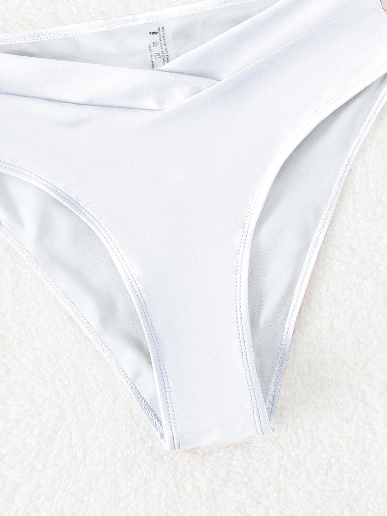 2025 Европейский и Американский Сексуальный Купальник Бикини Однотонного Цвета с Шортами для Женщин