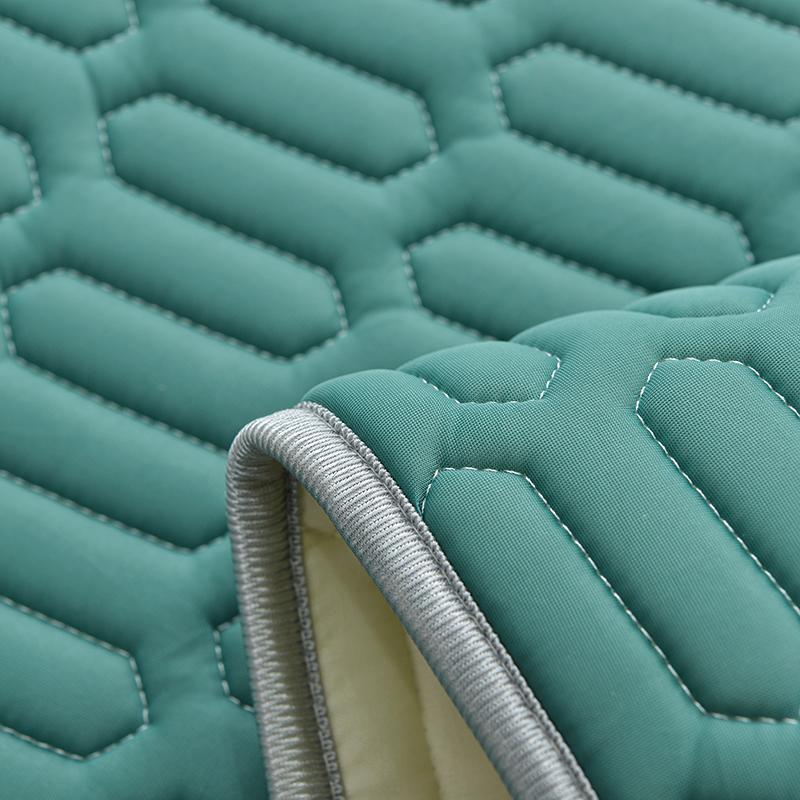 Queen Cooling Mattress Topper Summer Mattress Pad for Hot Sleepers and Night Sweats Instant Cooling Mattress Cover