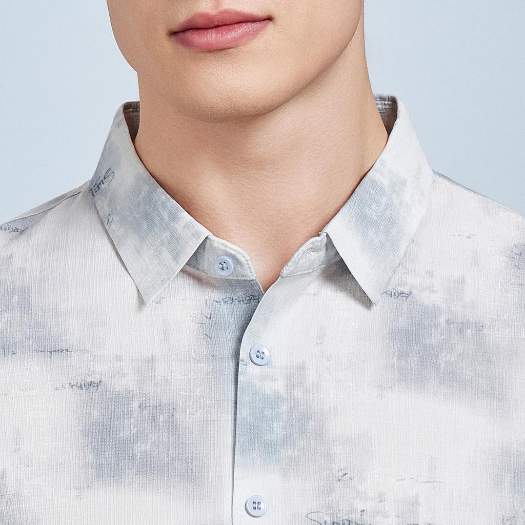 Machine Washable&Easy to Care for: Summer Breathable, Refreshing, and Comfortable Men's Casual Shirt with Ink Printed Collar and Short Sleeve